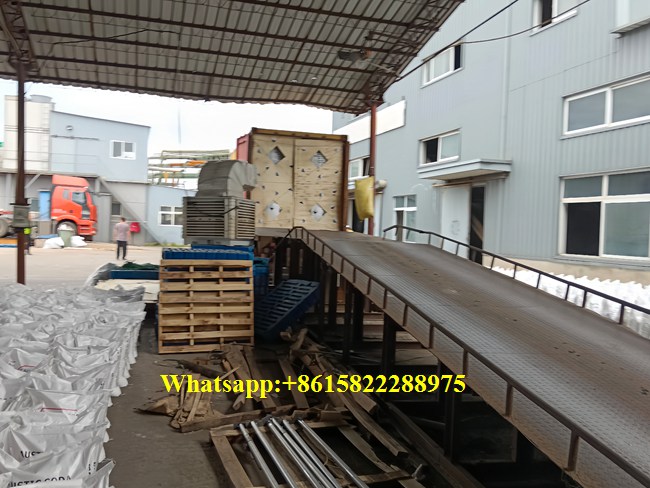 Soude caustique poudre gros volume pour client